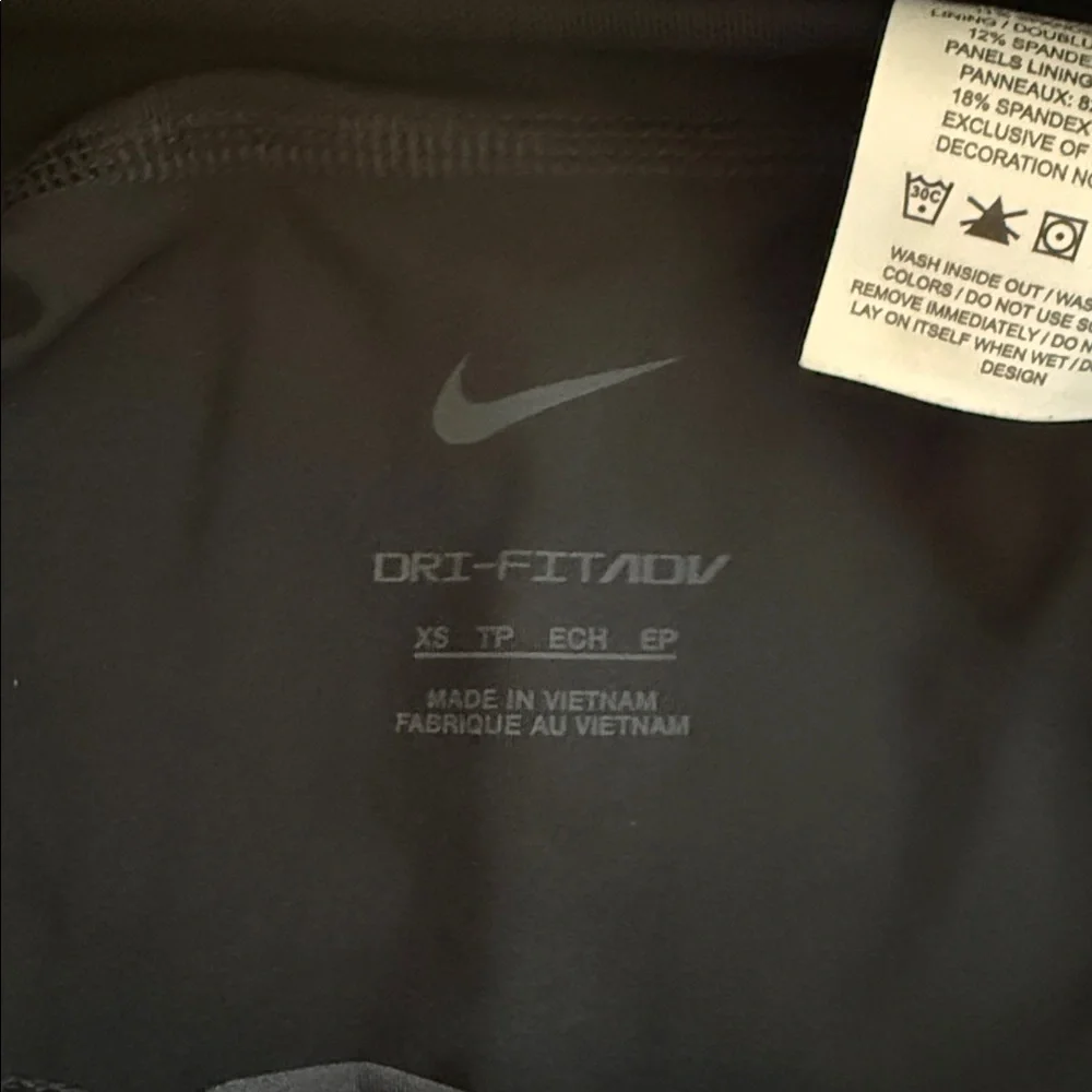 Nike AeroSwift Dri-Fit ADV Mid-Rise 3’ Brief Lined Running Shorts - Picture 2 of 4